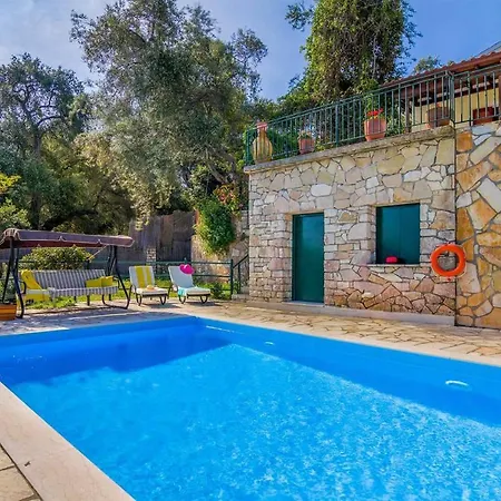 Melissa Paxos Villa *